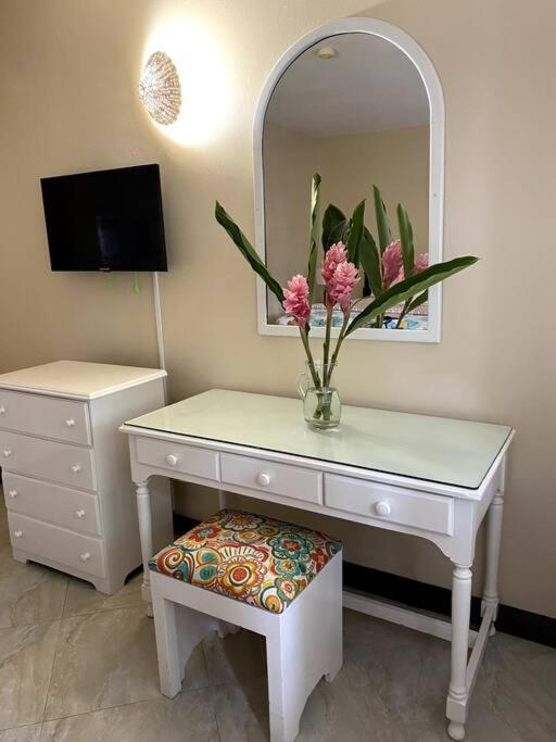 Lush Tropical Apartment Located In A 4-Star Resort Runaway Bay Exteriér fotografie