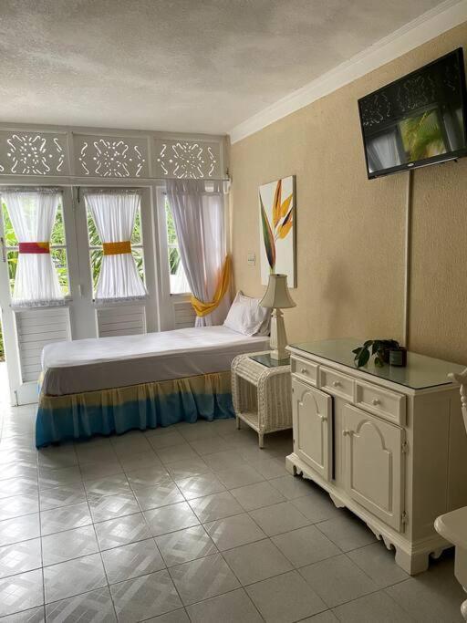 Lush Tropical Apartment Located In A 4-Star Resort Runaway Bay Exteriér fotografie
