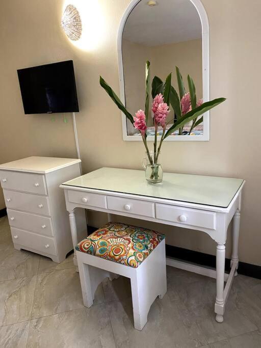 Lush Tropical Apartment Located In A 4-Star Resort Runaway Bay Exteriér fotografie