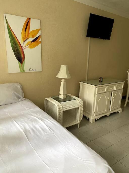 Lush Tropical Apartment Located In A 4-Star Resort Runaway Bay Exteriér fotografie